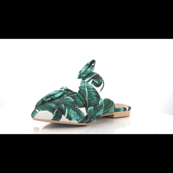 MUST HAVE MULES (Jungle 🌴 Green) - Picture 6 of 6